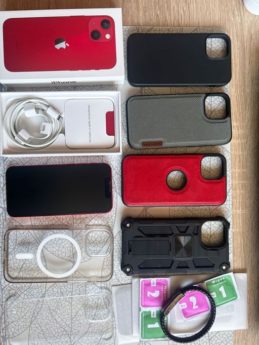 iPhone 13 mini 128 GB product red, bogaty zestaw