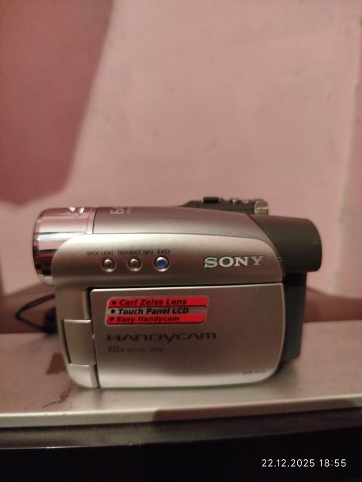 Відеокамера Sony Handycam | Carl Zeiss | Touch LCD
Продам оригінальну