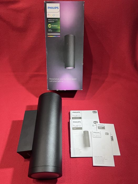 Philips Hue Appear Wall Light white color ambiance kinkiet zewnętrzny