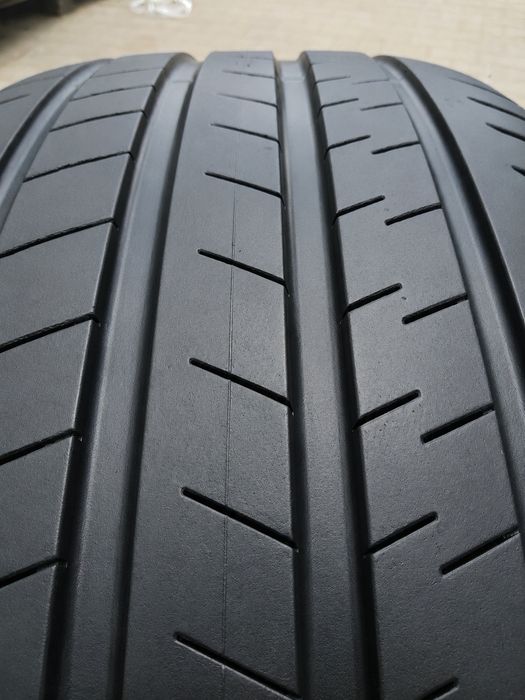 Opony letnie Bridgestone 20