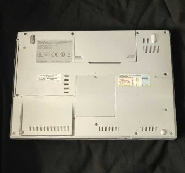 Portáteis Sony e Toshiba (para peças)