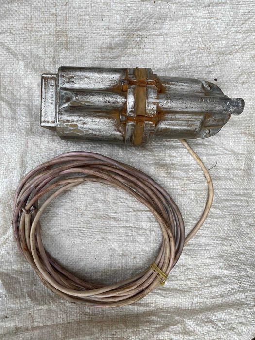 Насос вібраційний водяний Малятко