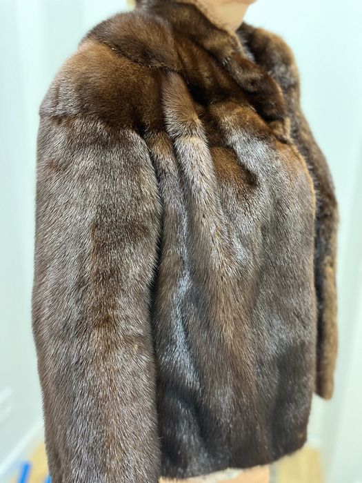 Норкова шуба коротка 48-50 (L)