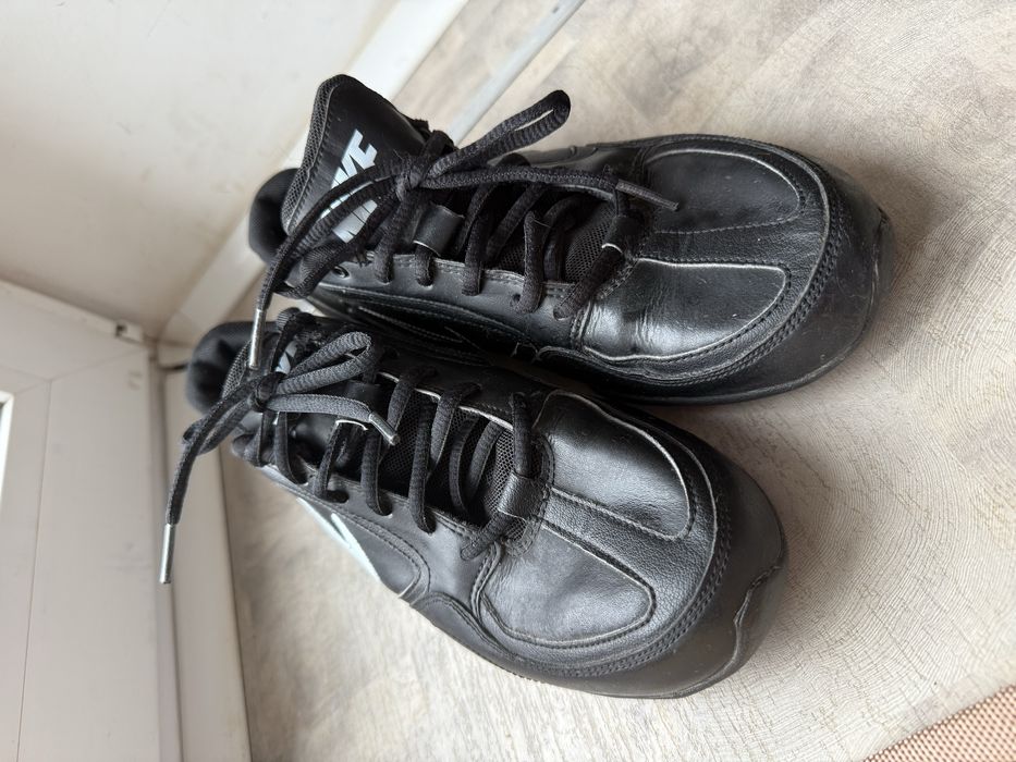 Кросоовки Nike Musique VII