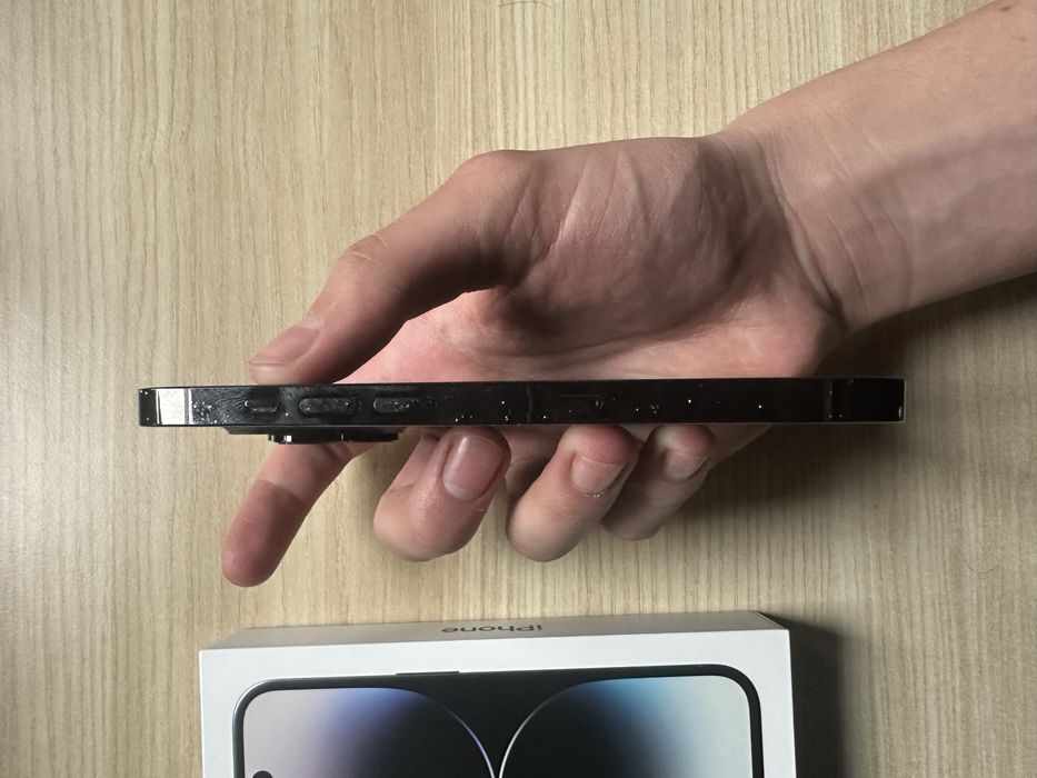 Iphone 14 pro - Czarny