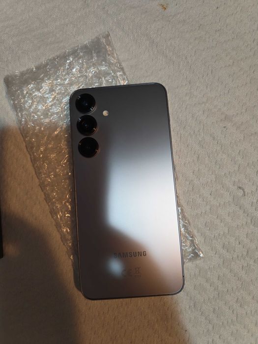 Telemóvel Samsung. S25+