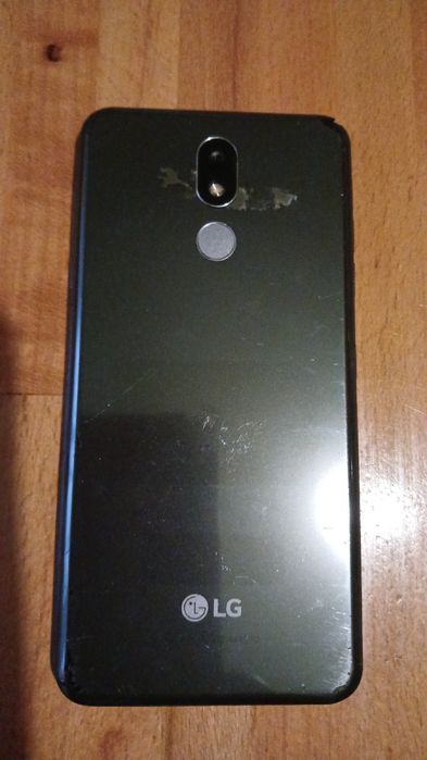 Телефон LG ARISTO 4