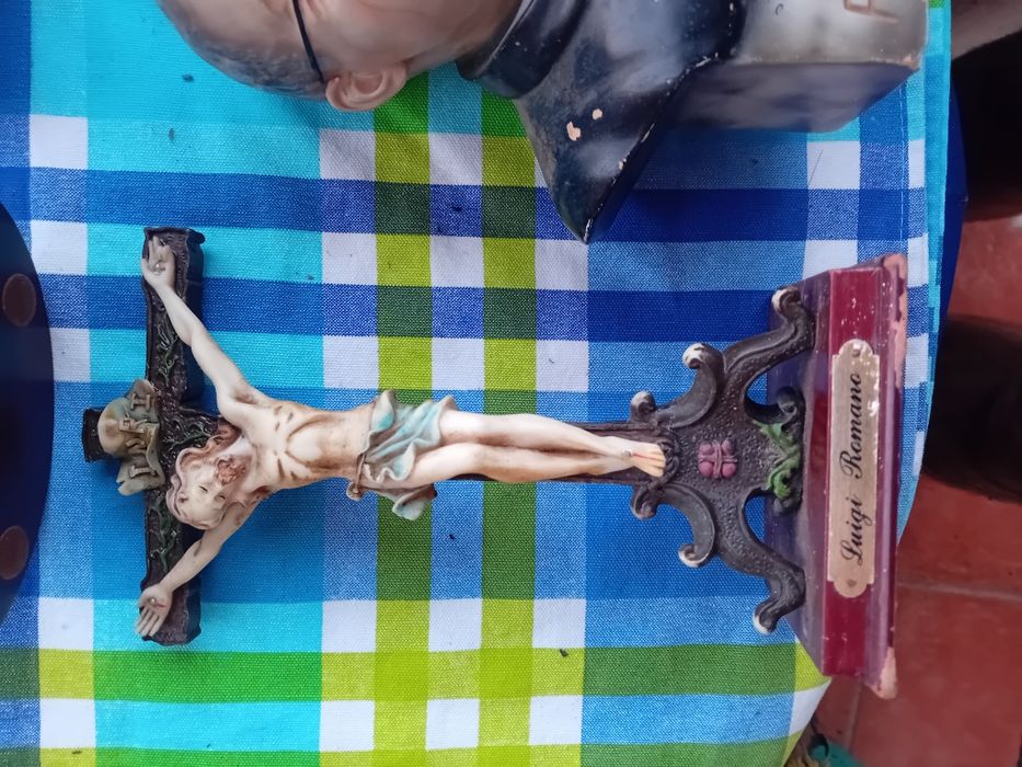 Conjunto de Figuras Religiosas