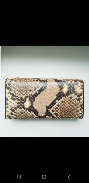 Женский кожаный кошелек