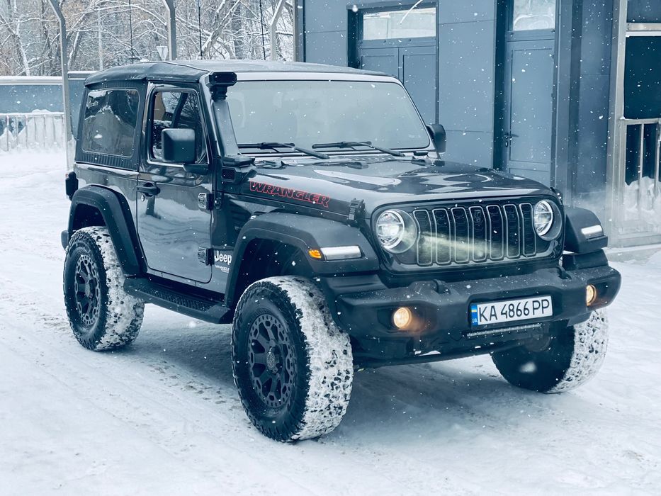 Jeep Wrangler идеальное состояние не крашен!
