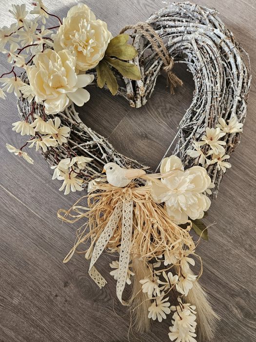 Wianek wiklinowy na drzwi. Ozdoba nad kominek, dekoracja boho