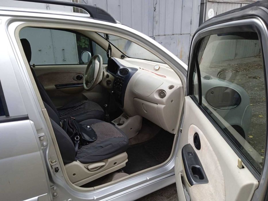 Автомобіль Cherry Qq