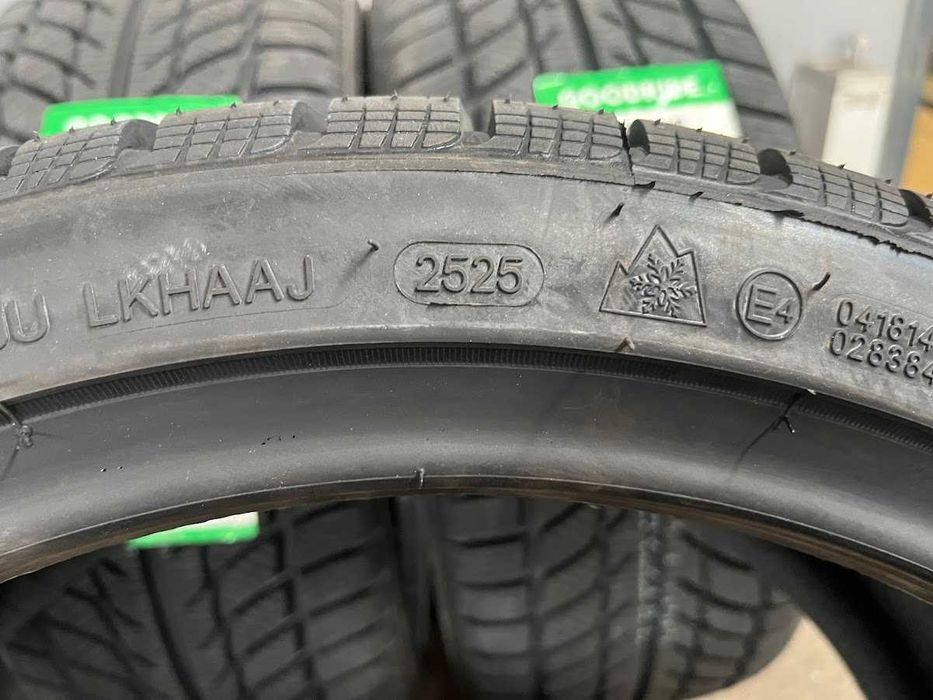 225/40R18 Goodride cztery nowe opony zimowe 2025r