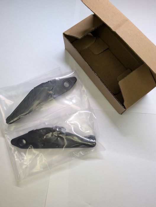 Направляючі кріплення панорами (люка) Renault Megane/Scenic/Laguna 3