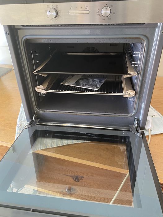 Forno Siemens HB42AR550E