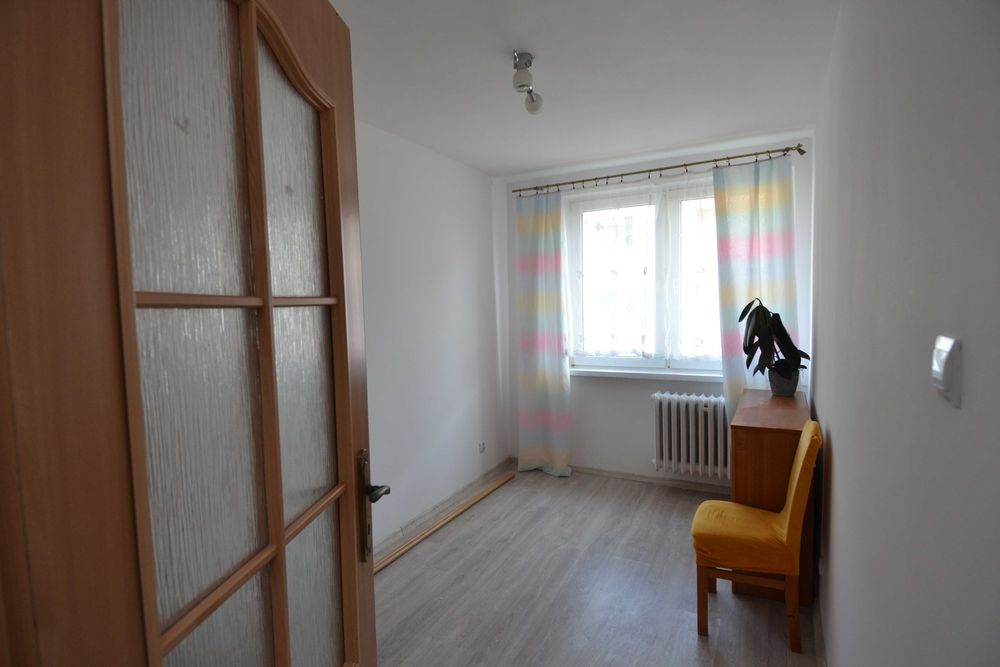 2 pokoje / 1 piętro / Stare m Miasto / z wyposażeniem