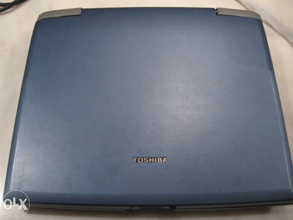 Portátil/ laptop toshiba Satelitte 2450.101
