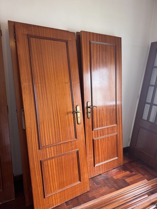 Portas de madeira