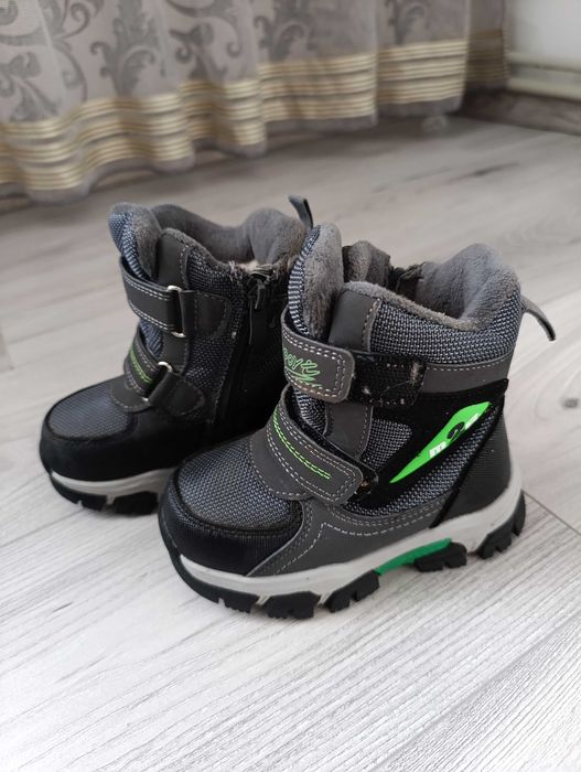 Продам Дитячі черевики