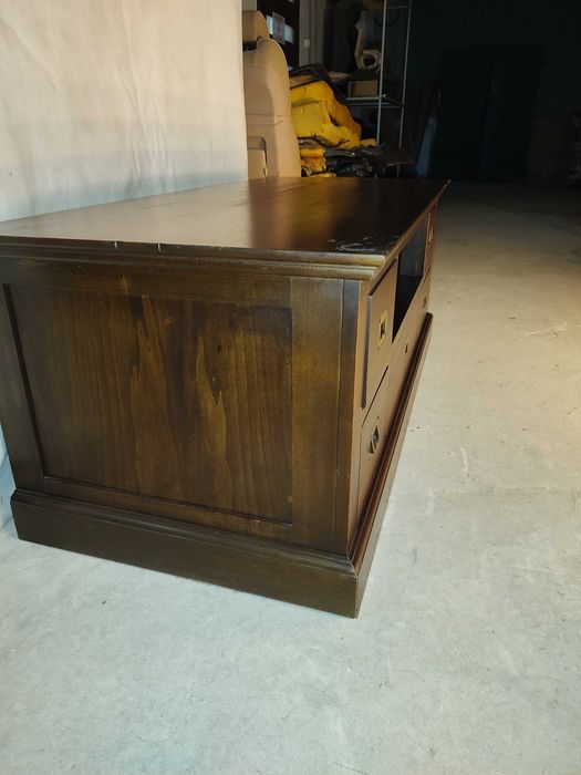 Komoda drewniana pod rtv