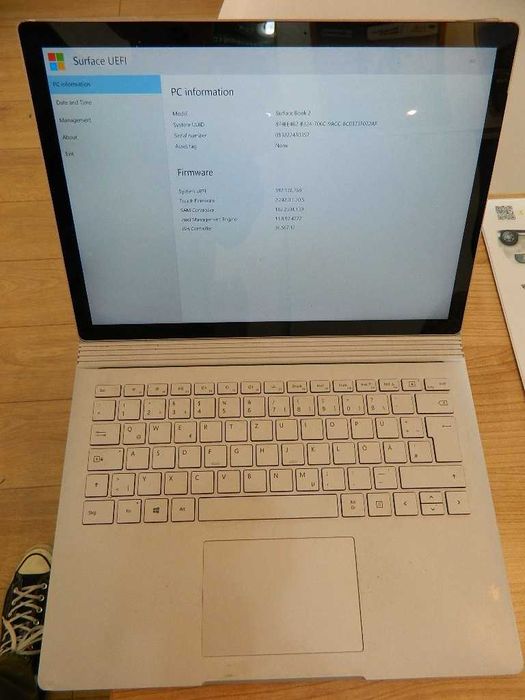 Microsoft Surface Book 2 model 1703