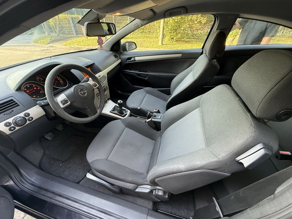 Opel Astra GTC 1.7 CDTI isuzu Zadbany bez korozji