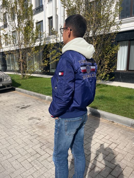 Tommy Hilfiger бомбер