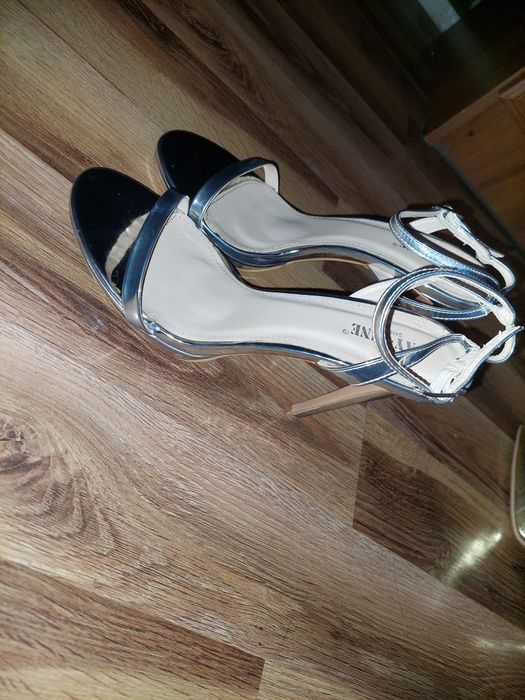 Buty szpilki damskie