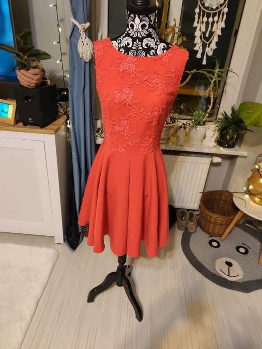 piękna sukienka różowa rozm. S firmy Vegas