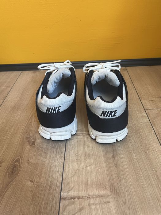 Кросівки NIKE W zoom vomero 5