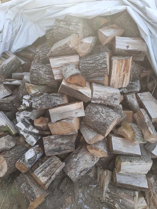 Drewno opałowe, suche, rąbane