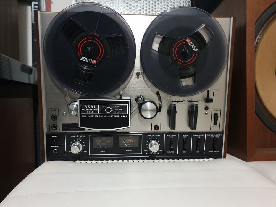 Magnetofon szpulowy Akai 4000DS mk2