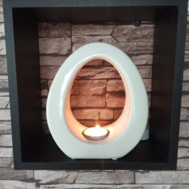 dwie ceramiczne ozdoby