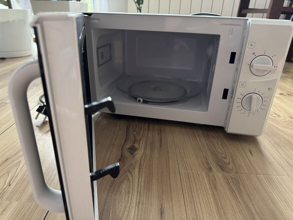 Kuchenka mikrofalowa Amica