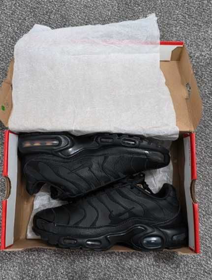 Nike  Air Max TN Plus_ Black R.41