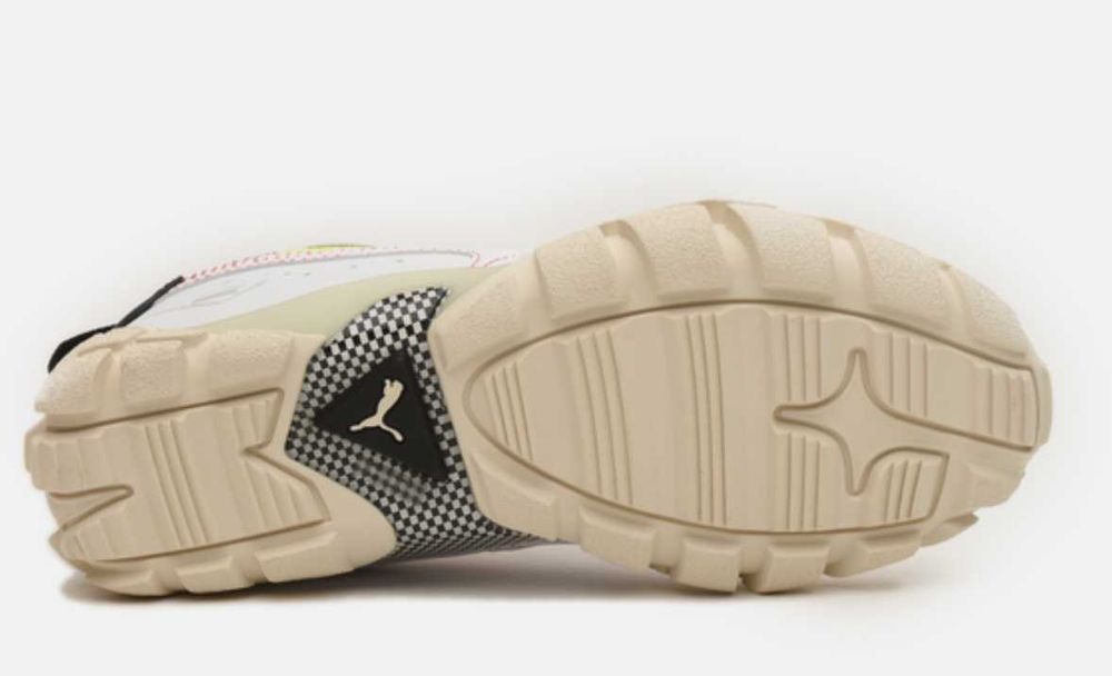 Жіночі кросівки Puma Centaur Fantasy White-Black 37