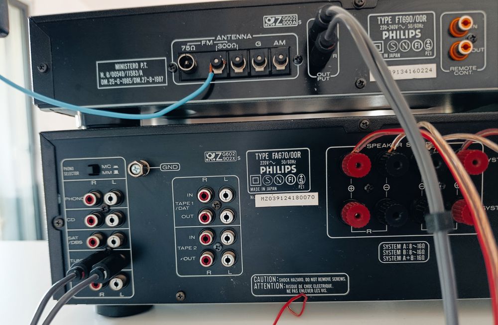 Philips FA 670 wzmacniacz Stereo + Tuner