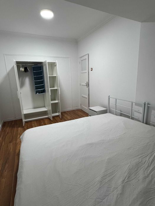 Quarto para arrendar próximo comboio Queluz