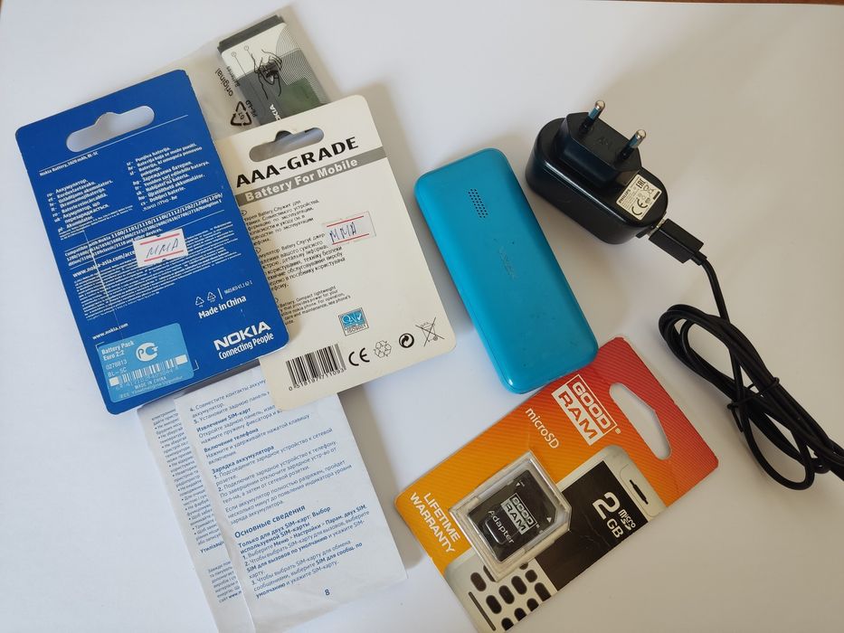 Мобильный телефон Nokia 105