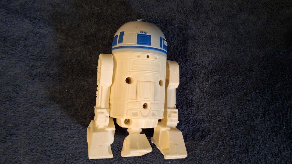 Star Wars droid R2 D2  z serii  Gwiezdne Wojny