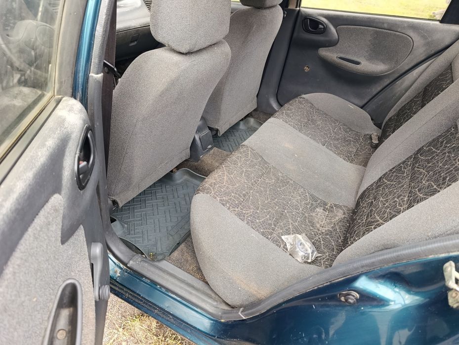 Daewoo Lanos   999$
