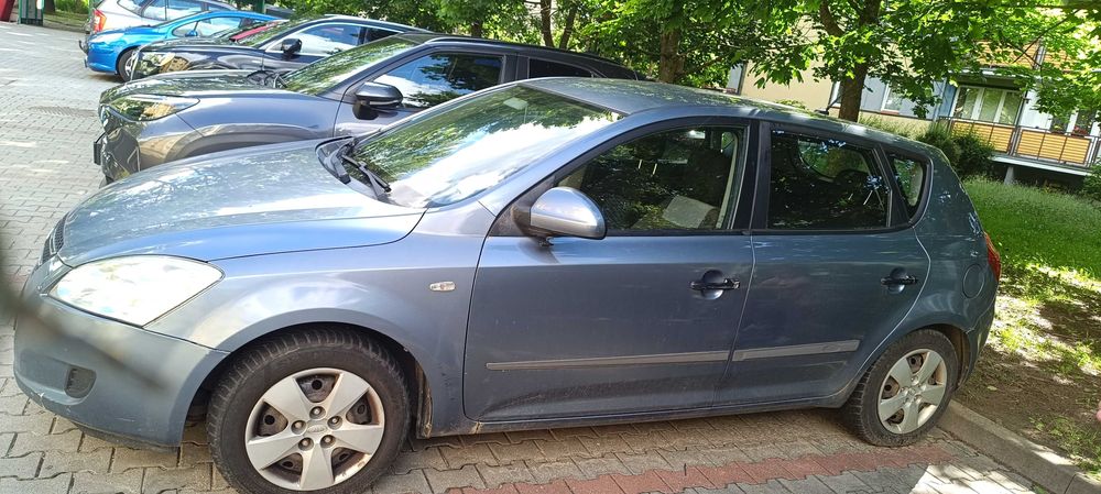 Samochód Kia cee'd hatchback 2007