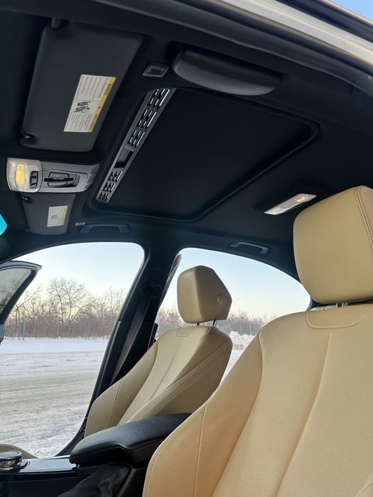 BMW 328i F30 2015 n26