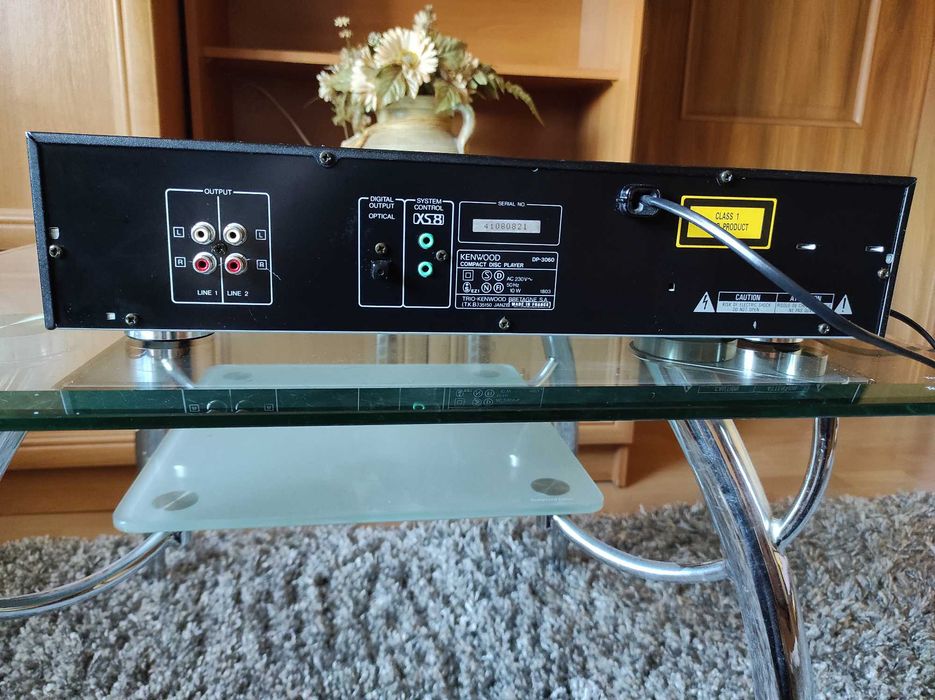 Odtwarzacz CD Kenwood DP-3060 + pilot