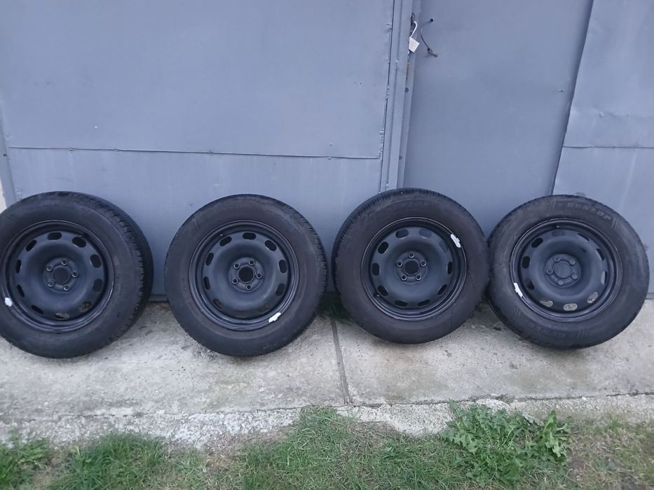 Продам шини з дисками літо