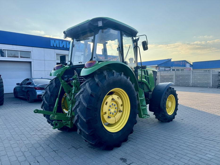 Трактор John Deere 6110B 2017р