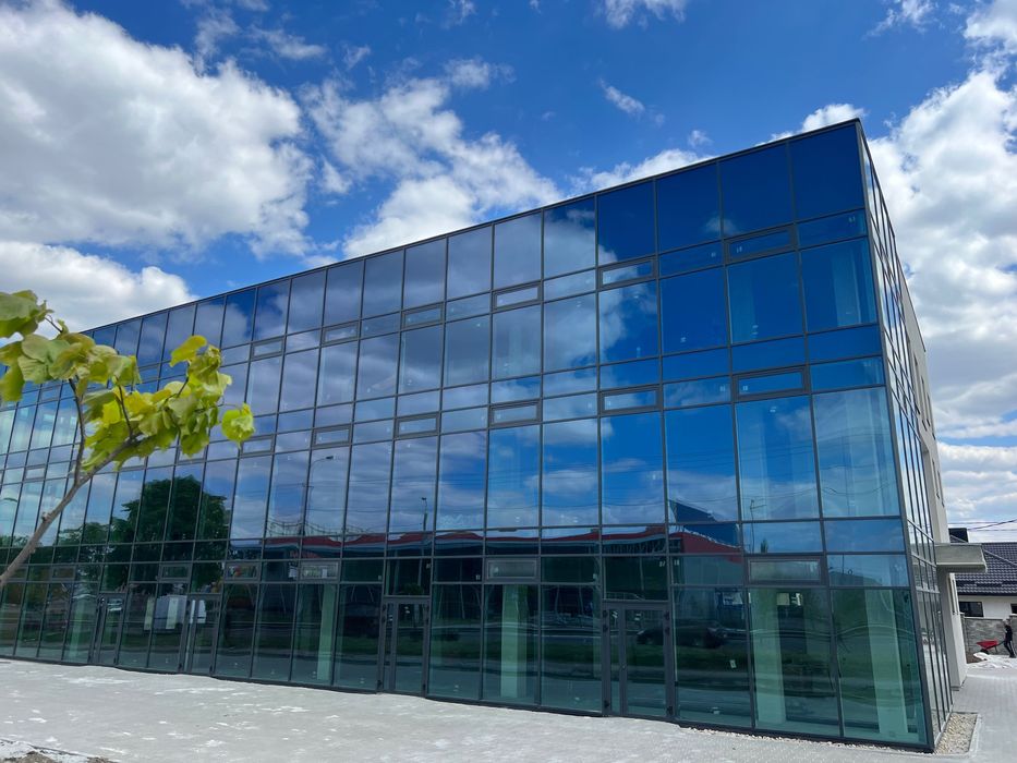 Оренда приміщень в бізнес-центрі “Рівненський» навпроти ЕПІЦЕНТРУ