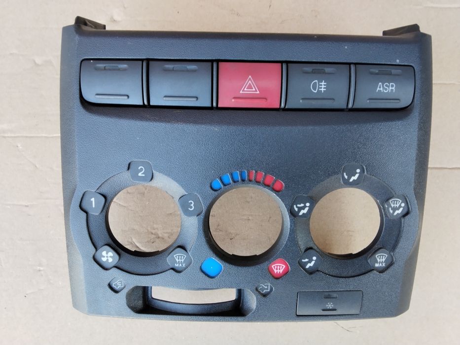 Fiat Ducato 2 boxer Jumper panel włącznik świateł awaryjnych asr 02-06