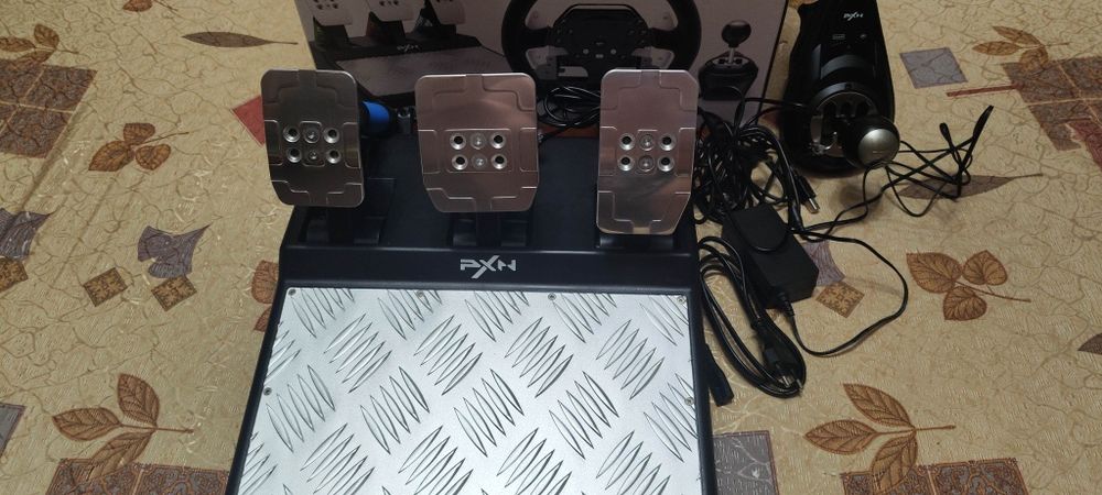 Кермо з зворотнім відгуком PXN v10  (Аналог Thrustmaster t300)