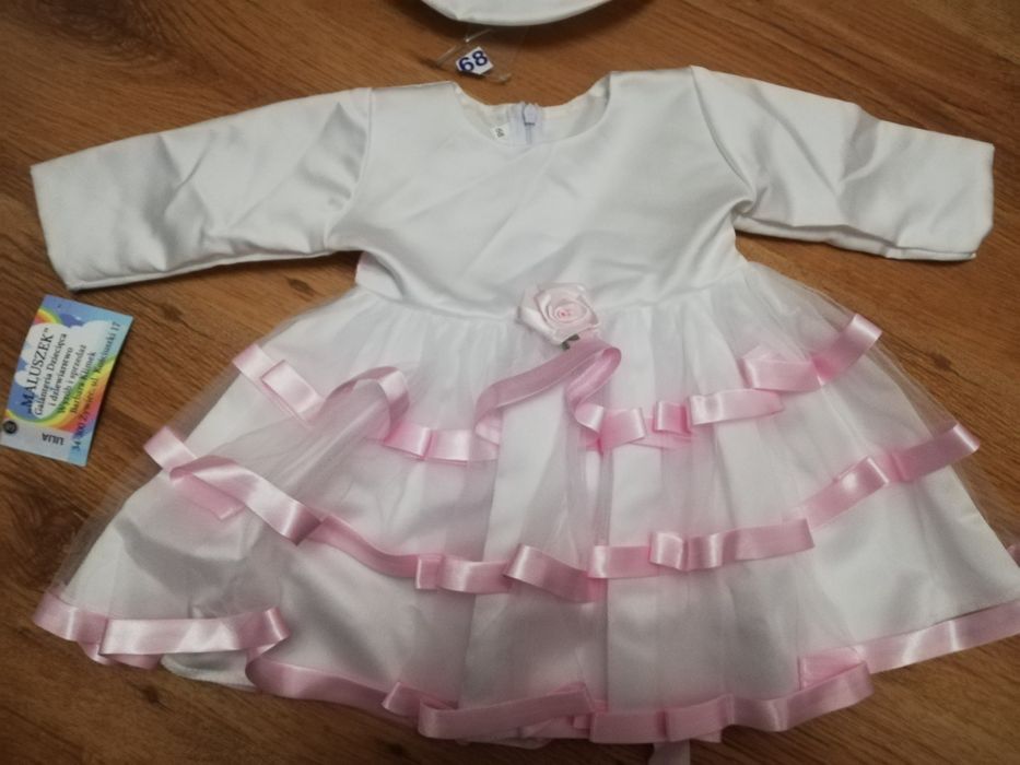 Śliczna sukienka na chrzest Nowa